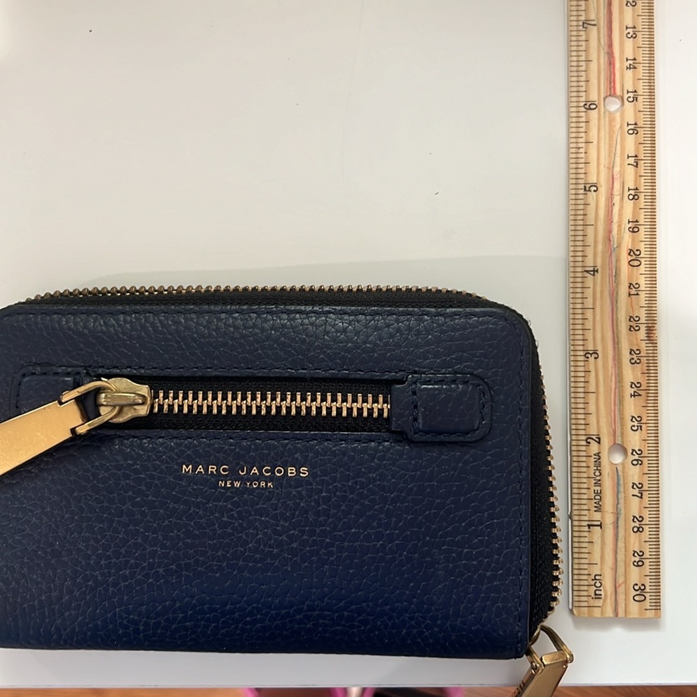 Marc Jacobs wallet - Picture 6 of 7
